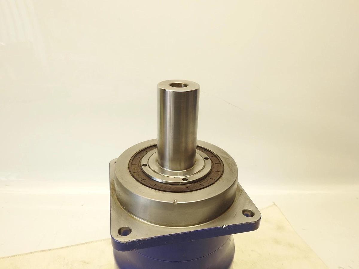 NEW WITTENSTEIN SP-140S-MF2-28 GEARBOX