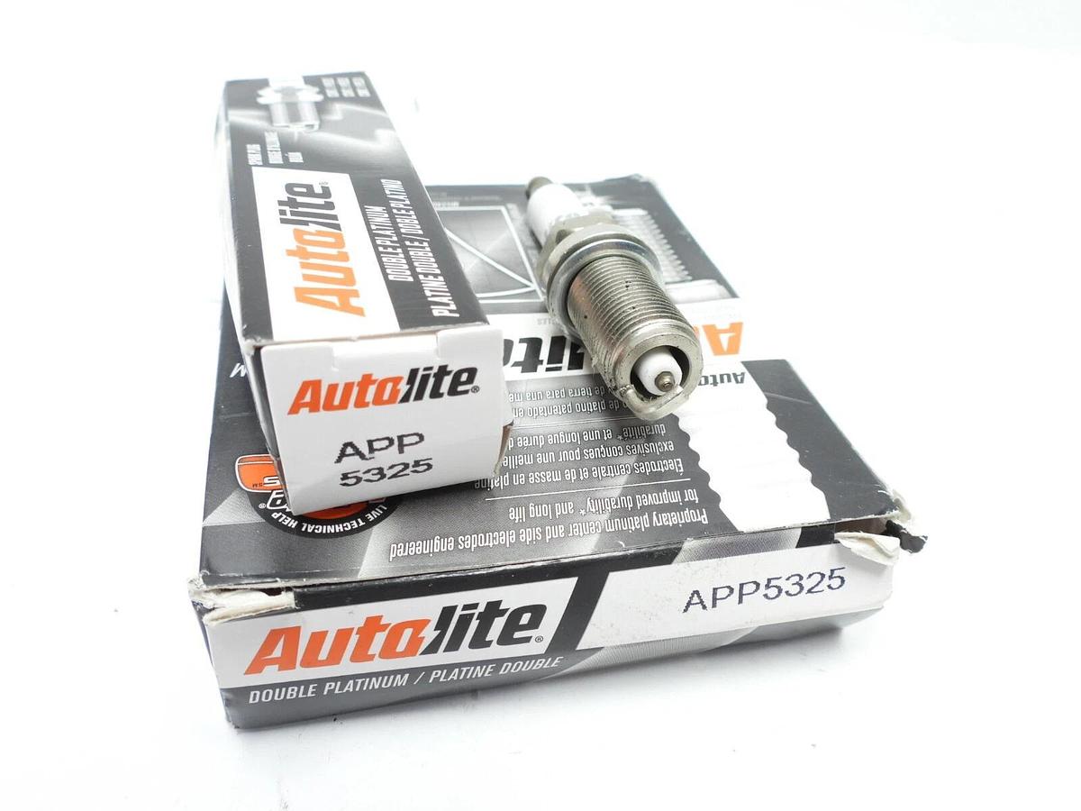 Autolite Double Platinum Spark Plugs - MPN APP5325 - Set of 4 Spark Plugs
