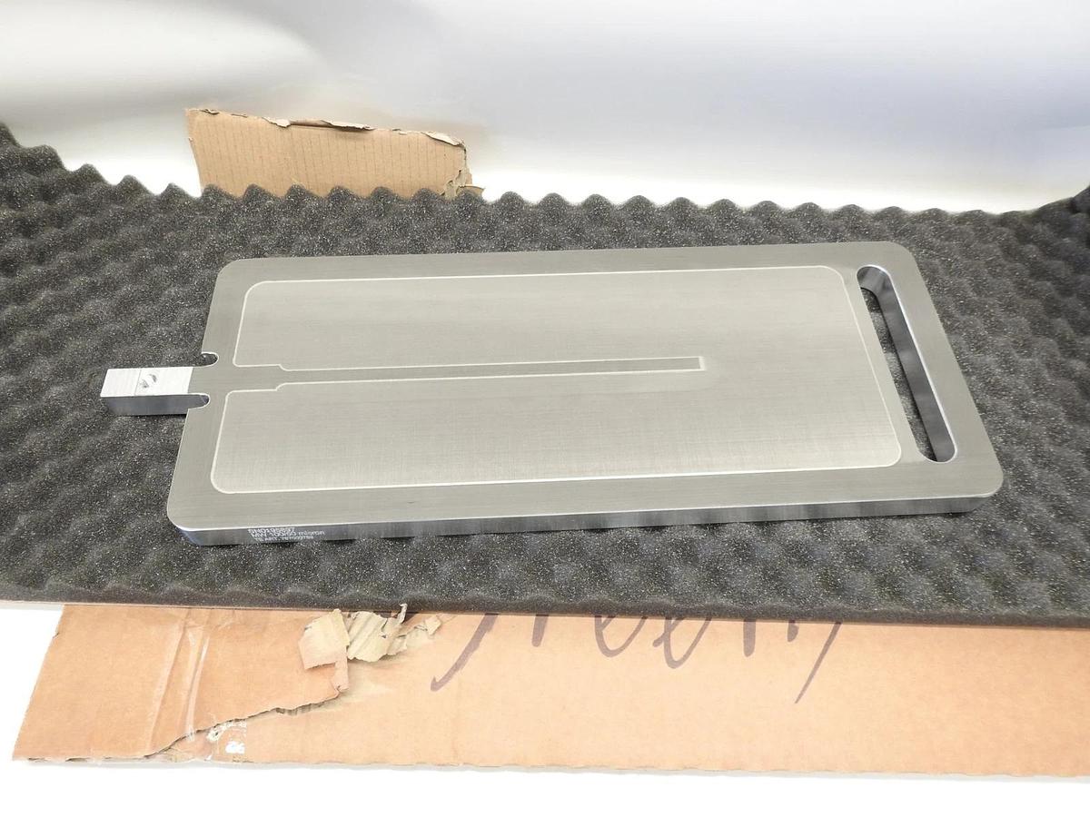 New Telsonic Ultrasonics SI23-0084-01 767000759 Sieb 420x175x20 Mit Austrag SLM