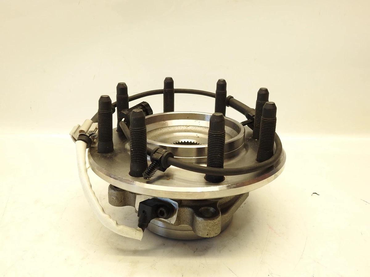 515086 Front Wheel Bearing Hub Assembly For Chevy Silverado 2500 RWD 8Lugs