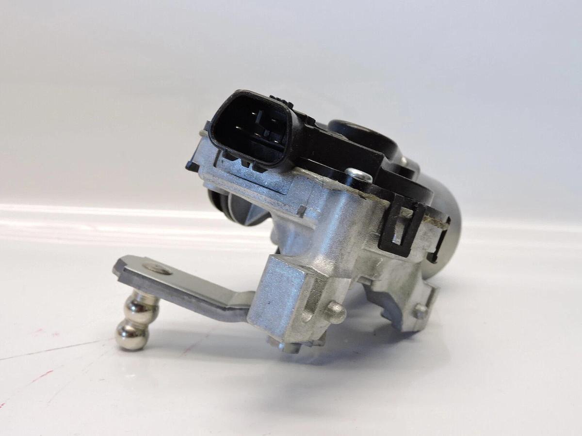 Oem 19 DODGE CHARGER SRT HELLCAT OEM WINDSHIELD WIPER MOTOR