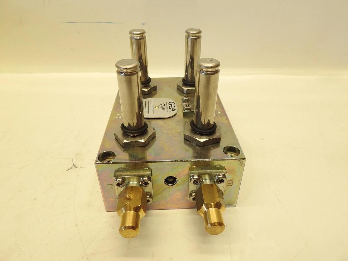 New Oem Danfoss GEA 4 Way Valve Block 390-004260-302 032F5800 032F5800