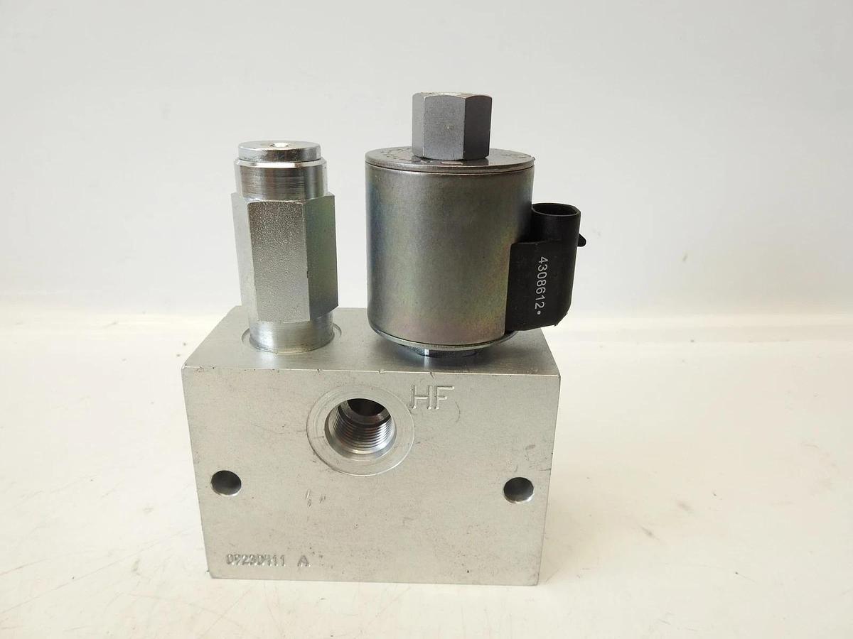 New Oem John Deere Solenoid Hydraulic Valve - KV25554