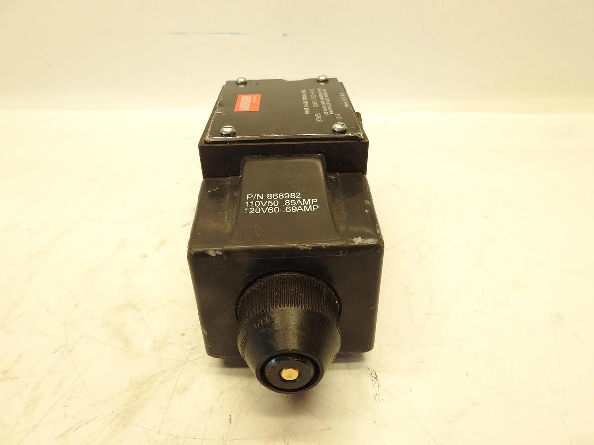 NEW OEM EATON VICKERS DG4S4-012C-B-60 SOLENOID VALVE 879135 DG4S4012CB60