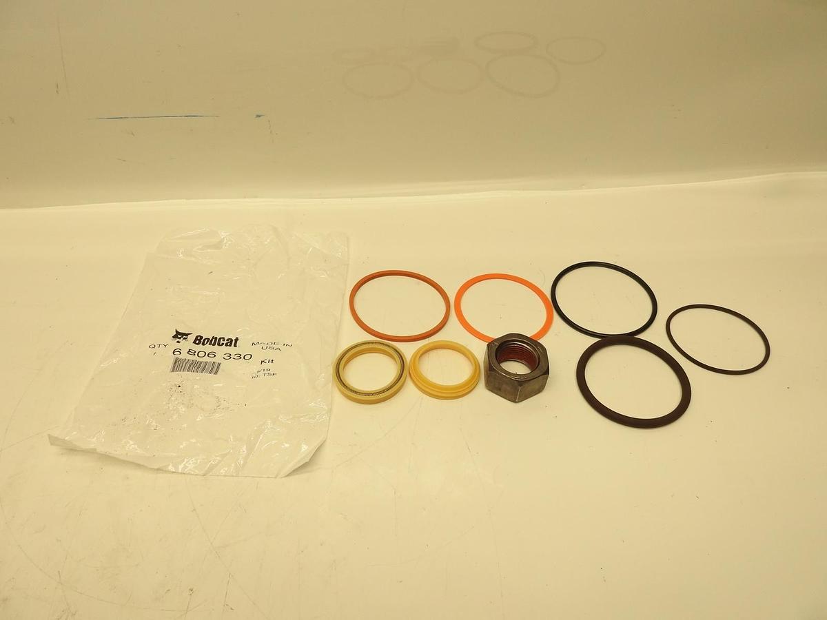 Genuine Bobcat 6806330 Tilt Cylinder Seal Kit For 773 S150 S160 S175 S185 S205