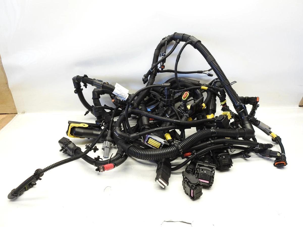 New Oem Case New Holldand CNH Wiring Harness 90507425