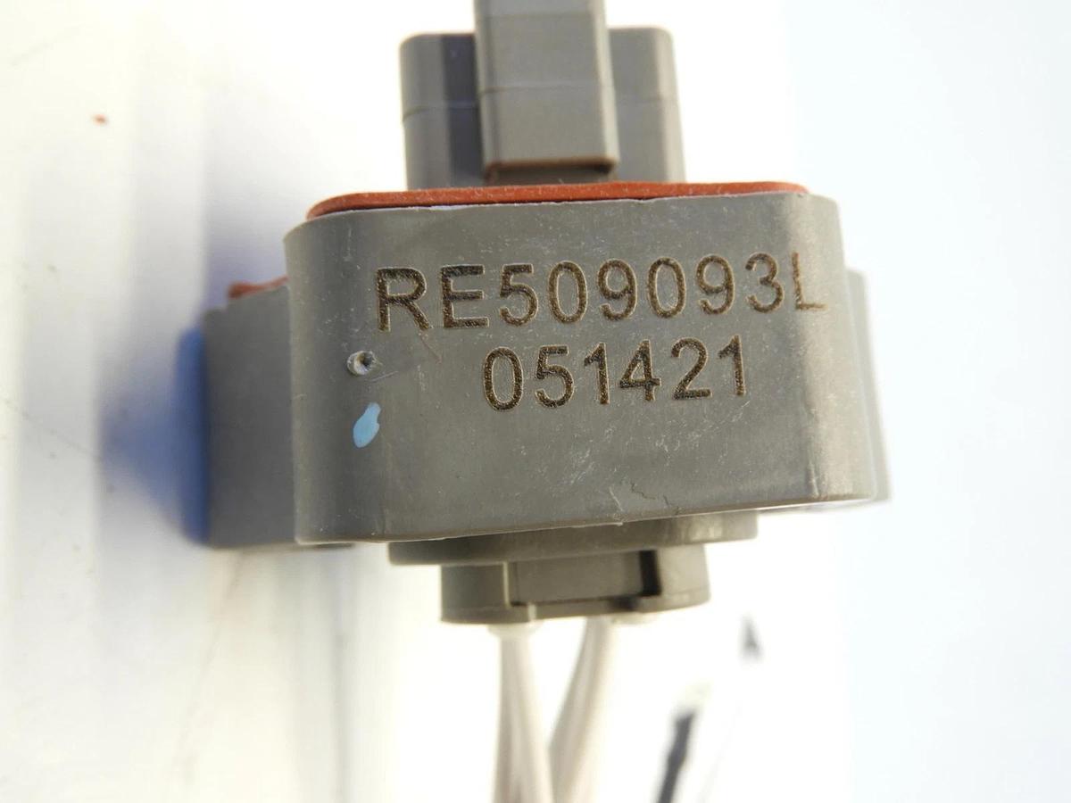 New Oem John Deere Original Equipment Wiring Harness #RE509093