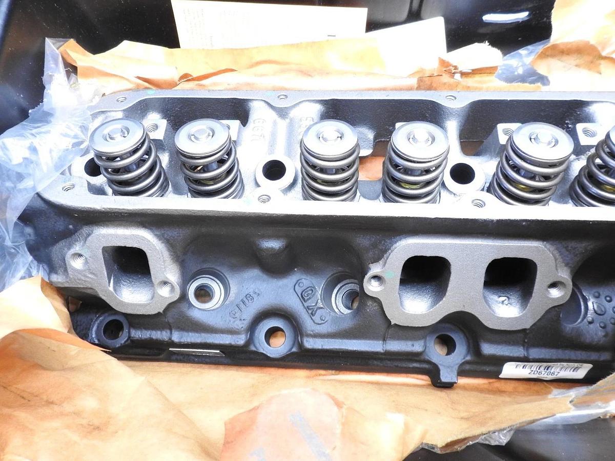 VEGE Reman Engines 2D58 Cyl Head CHRY 318/360 92-03 CYL HD