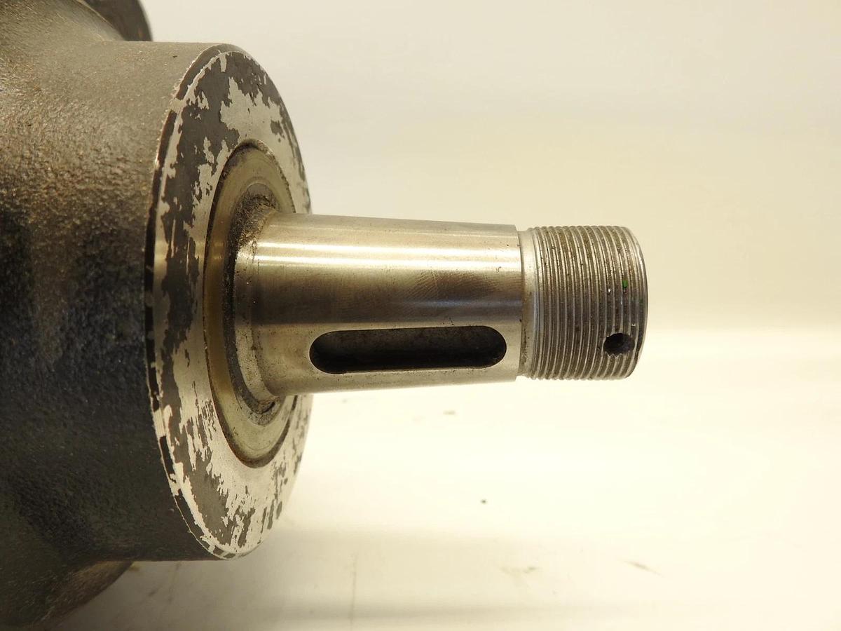 New Oem John Deere AUC18555: Front Wheel Drive LH Hydraulic Motor