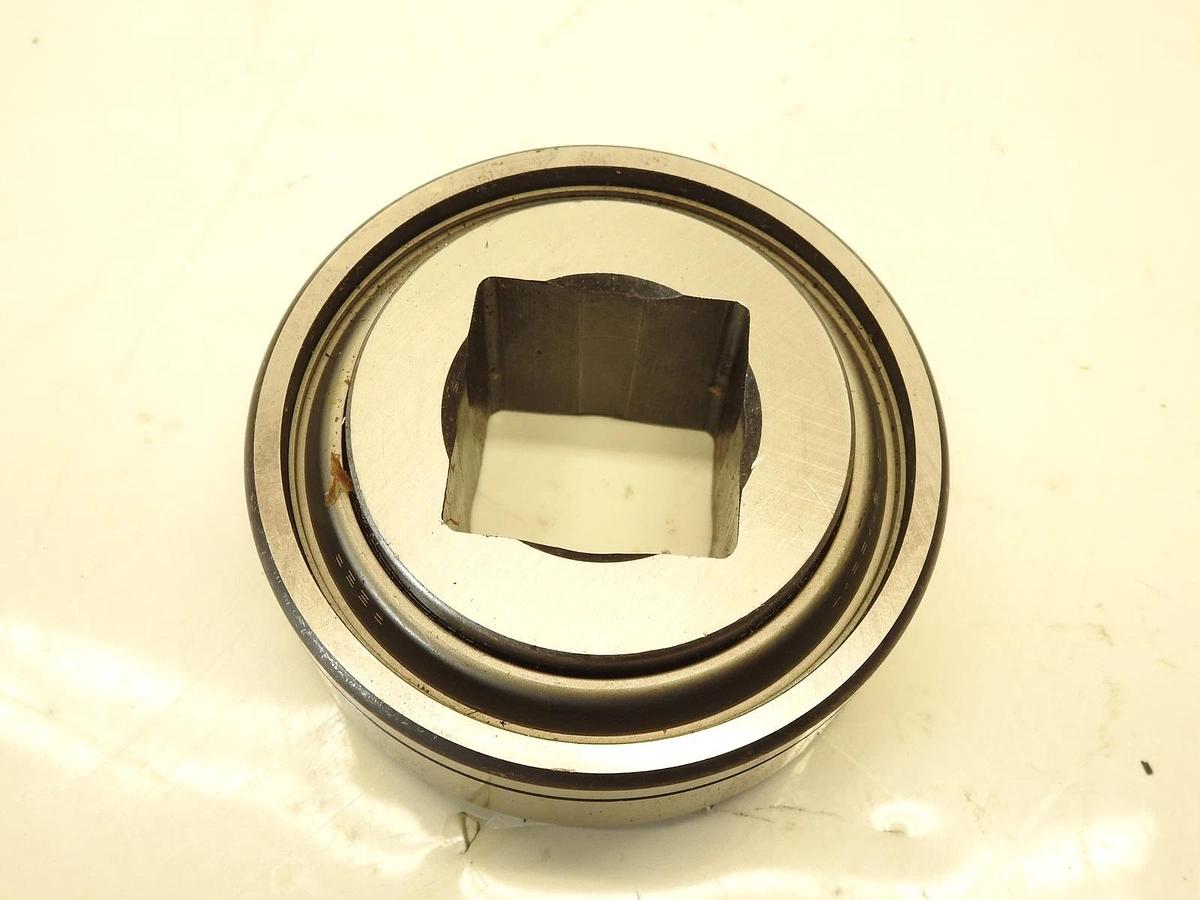 Lot Of 3 Genuine Peer GW211PP17 Radial Ball Bearing