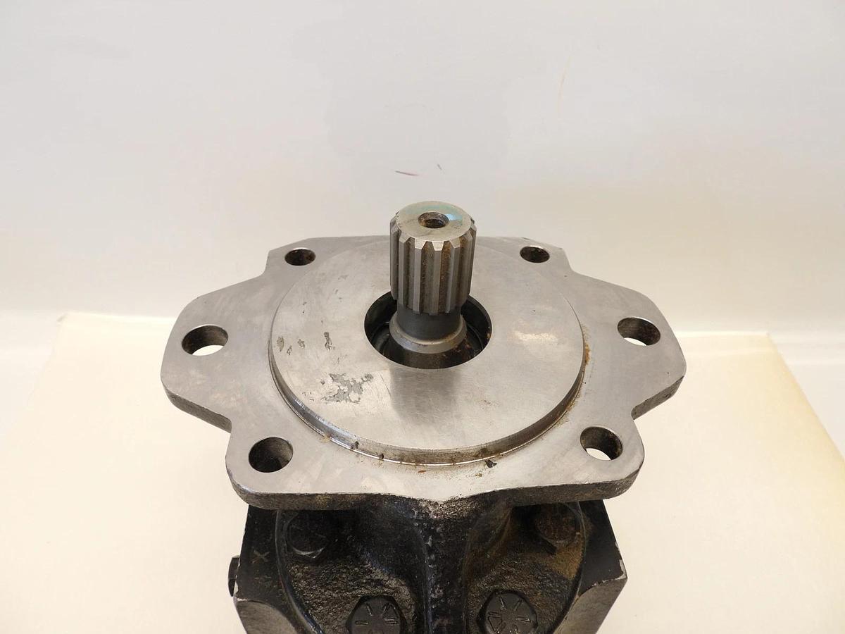 New Genuine Oem Parker Hydraulic Motor 0265865   JL8D76E5