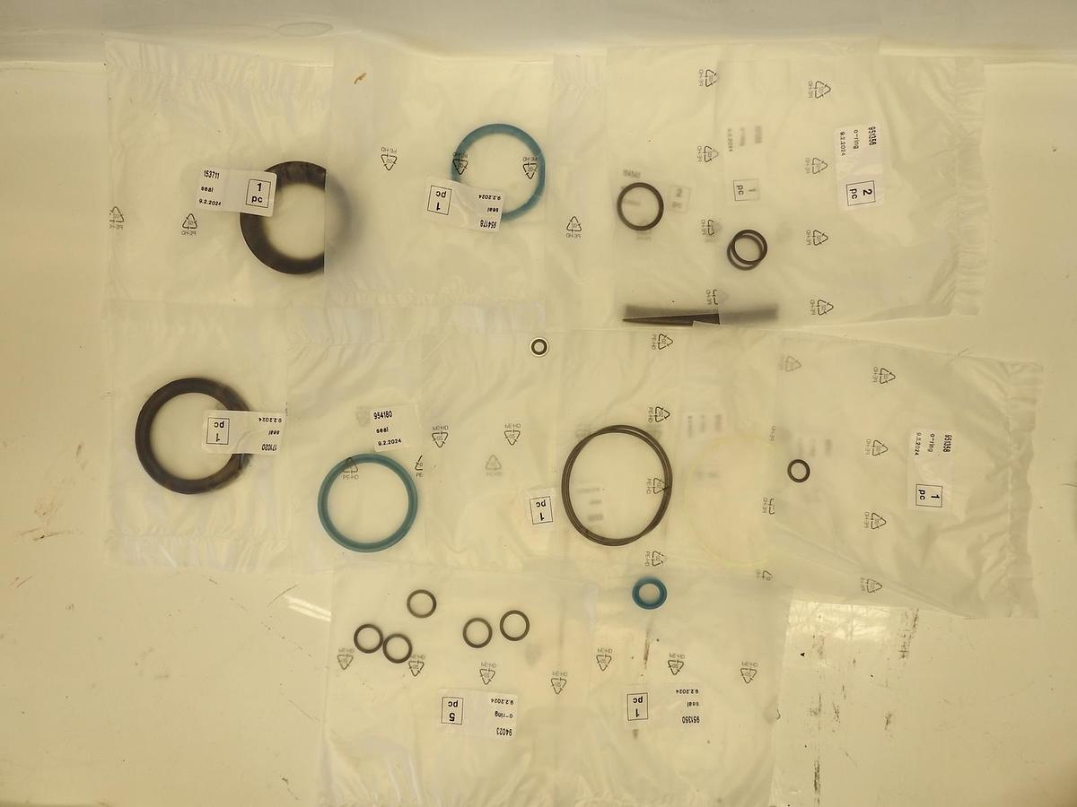 New Genuine Sandvik Rammer seal set 171121