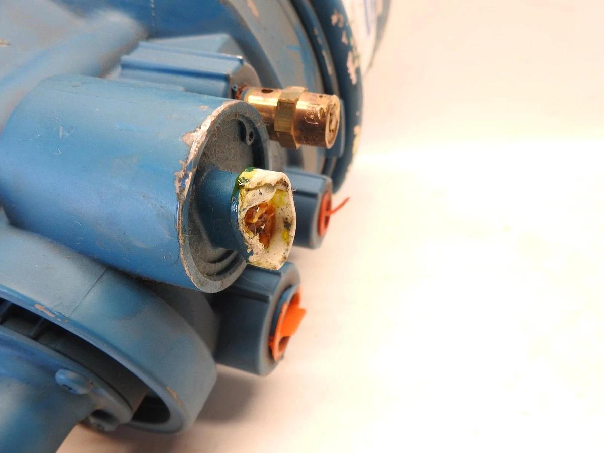 Genuine Bendix K093427 1B1222T AD-IP Air Dryer Assembly