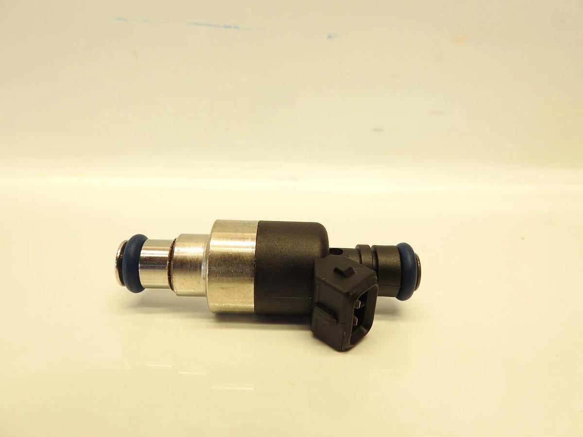 Standard Motor Products FJ47 Fuel Injector For 89-92 Camaro Corvette Firebird