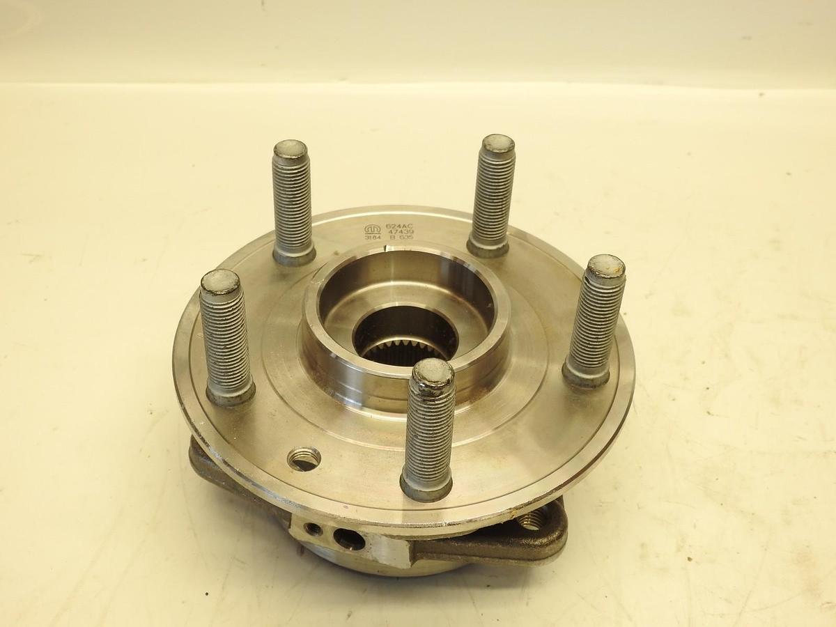 Oem Mopar Left Wheel Hub Assembly 624AC 47439 For 2018 - 2024 Jeep Wrangler