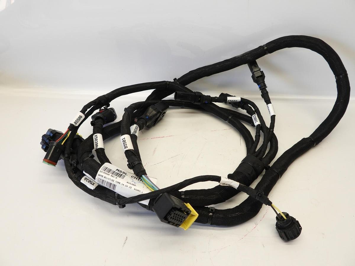 New JOHN DEERE DZ105895 POWER TECH ENGINE DEF MODULE HARNESS