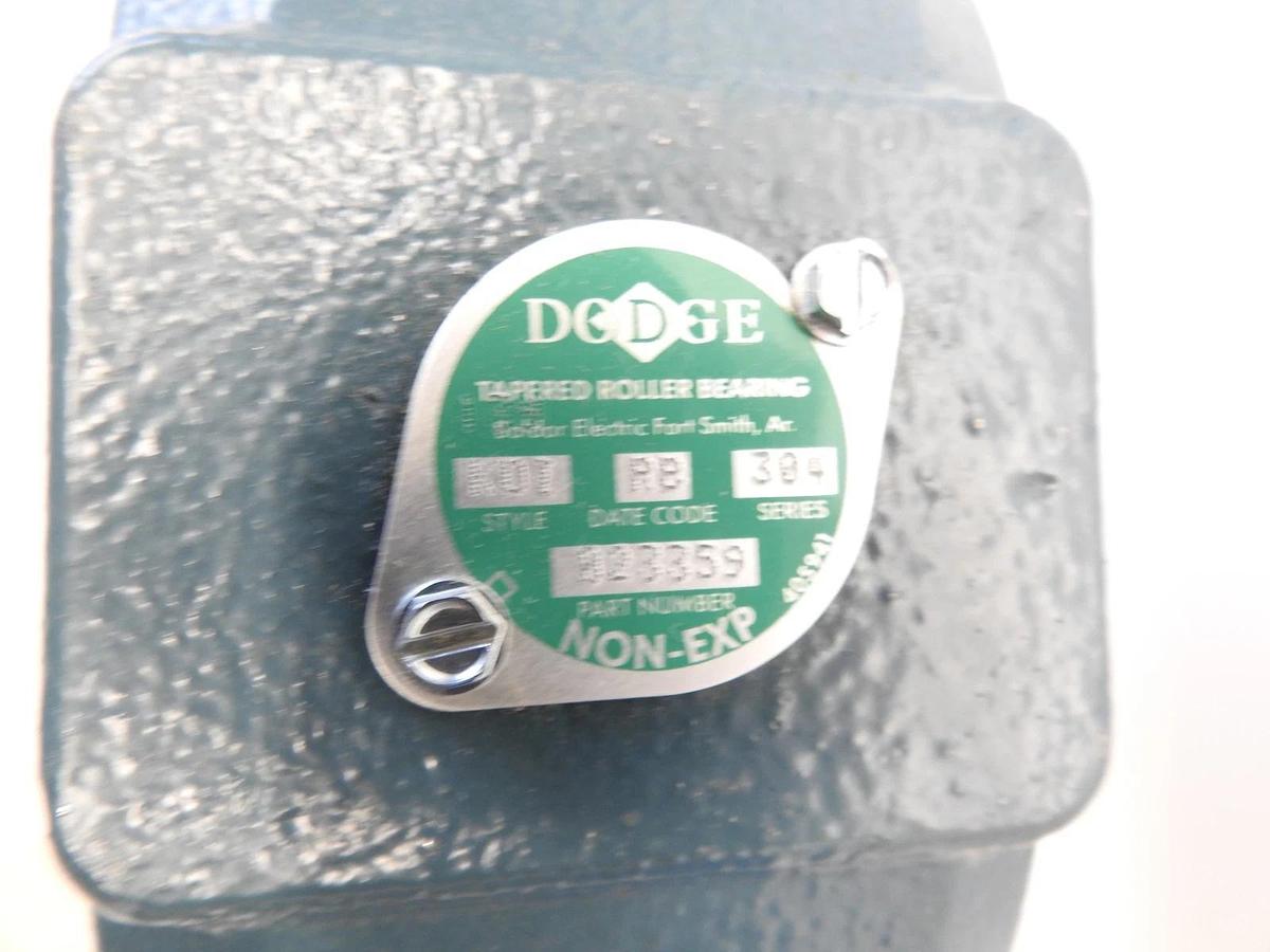 Genuine Dodge P4B-DI-304R 023359 Pillow Block Roller Bearing 3.2500 in Bore