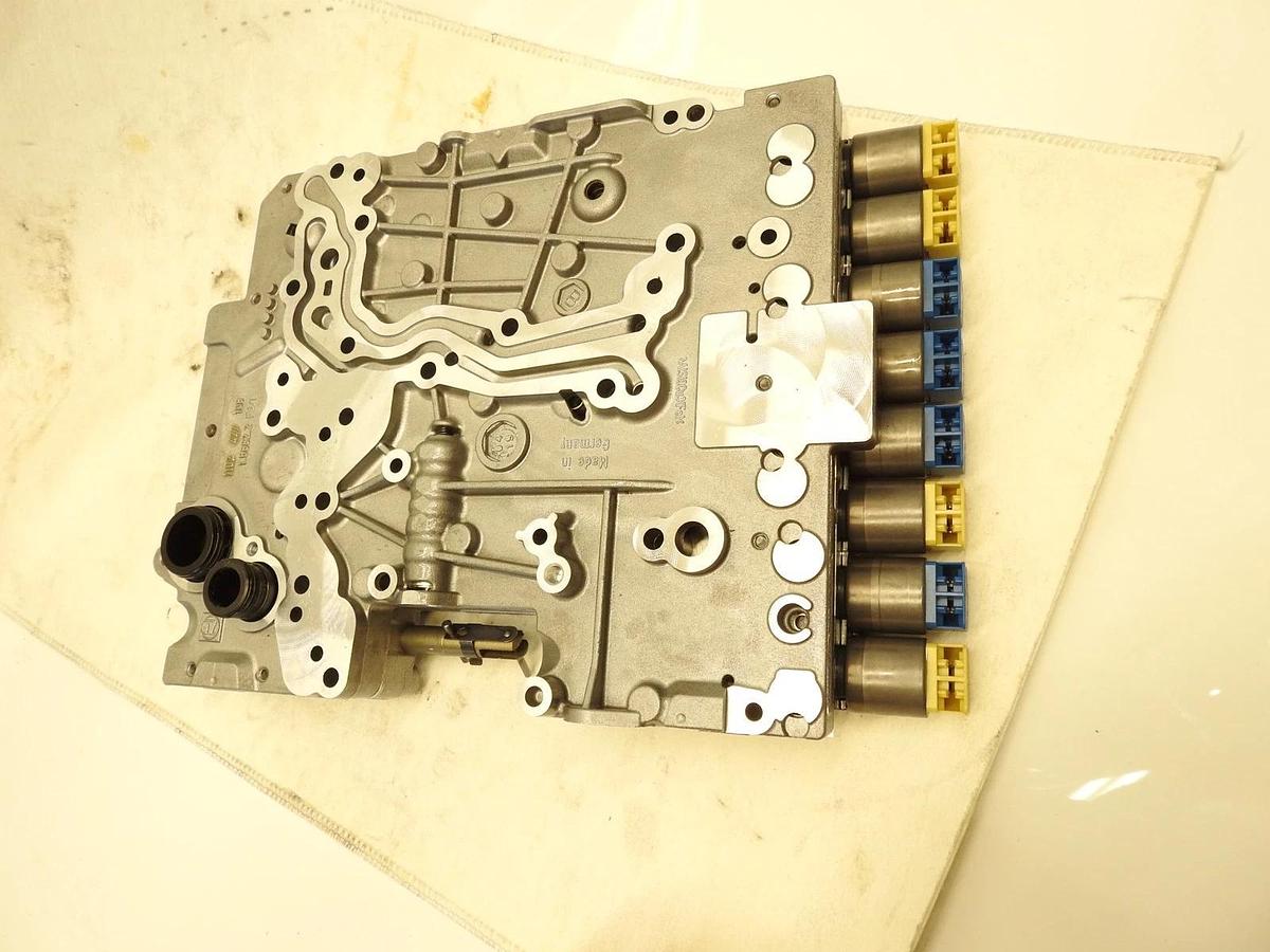 New Oem 21-24 BMW 330E HYBRID AUTOMATIC TRANSMISSION VALVE BODY ASSEMBLY 1102427