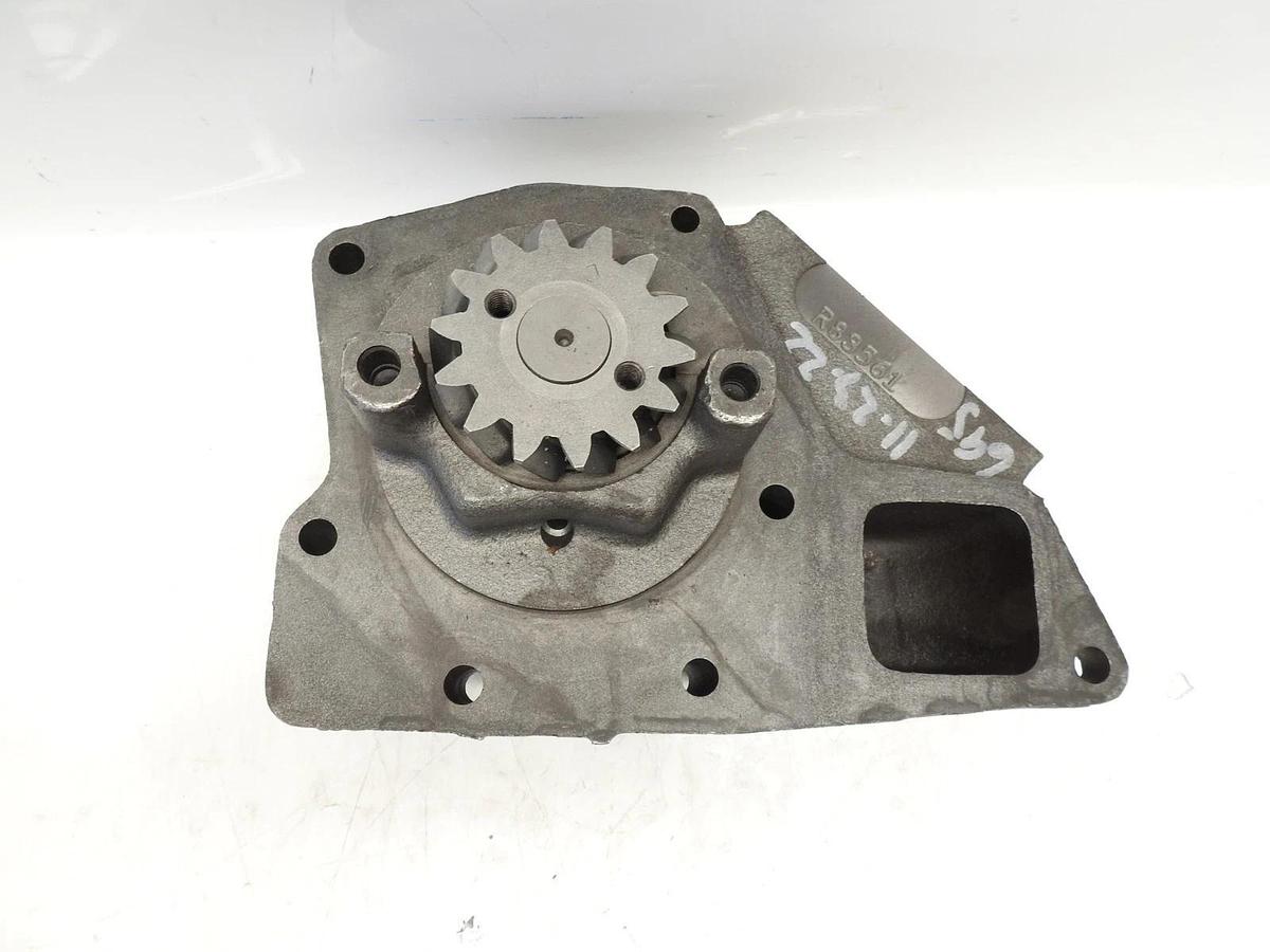 John Deere OEM Genuine Water Pump R83561 Fits Tractor 8560 8760 8960 9500 9600