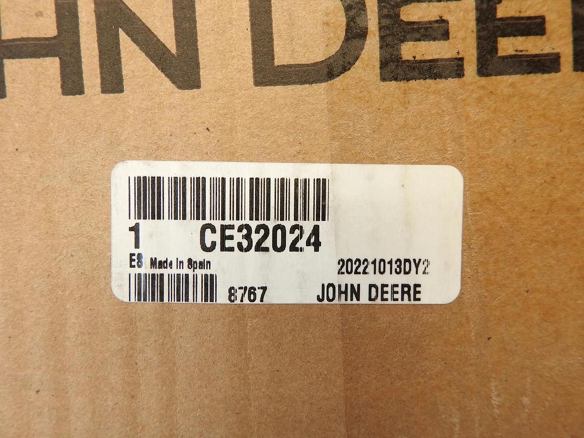 New Oem John Deere Gear CE32024
