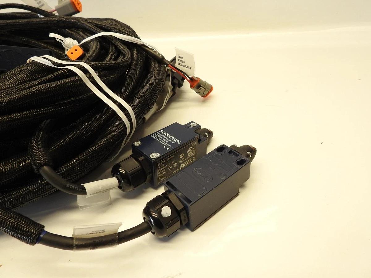 New Oem JLG 1001297017 HARNESS,LEVELING JACKS OPTION