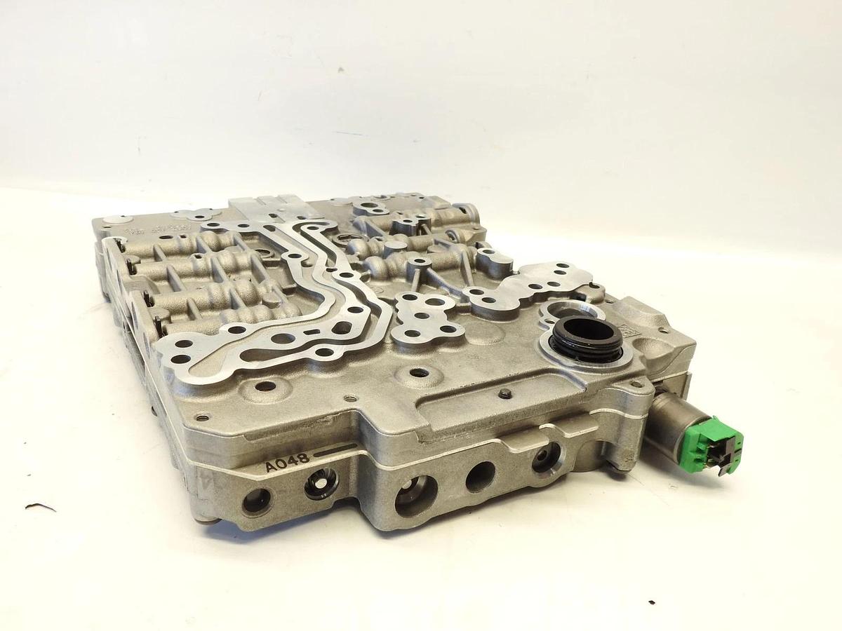 8HP70 ZF8HP70 Automatic Transmission Valve Body For BMW LAND ROVER JAGUAR 2010ON