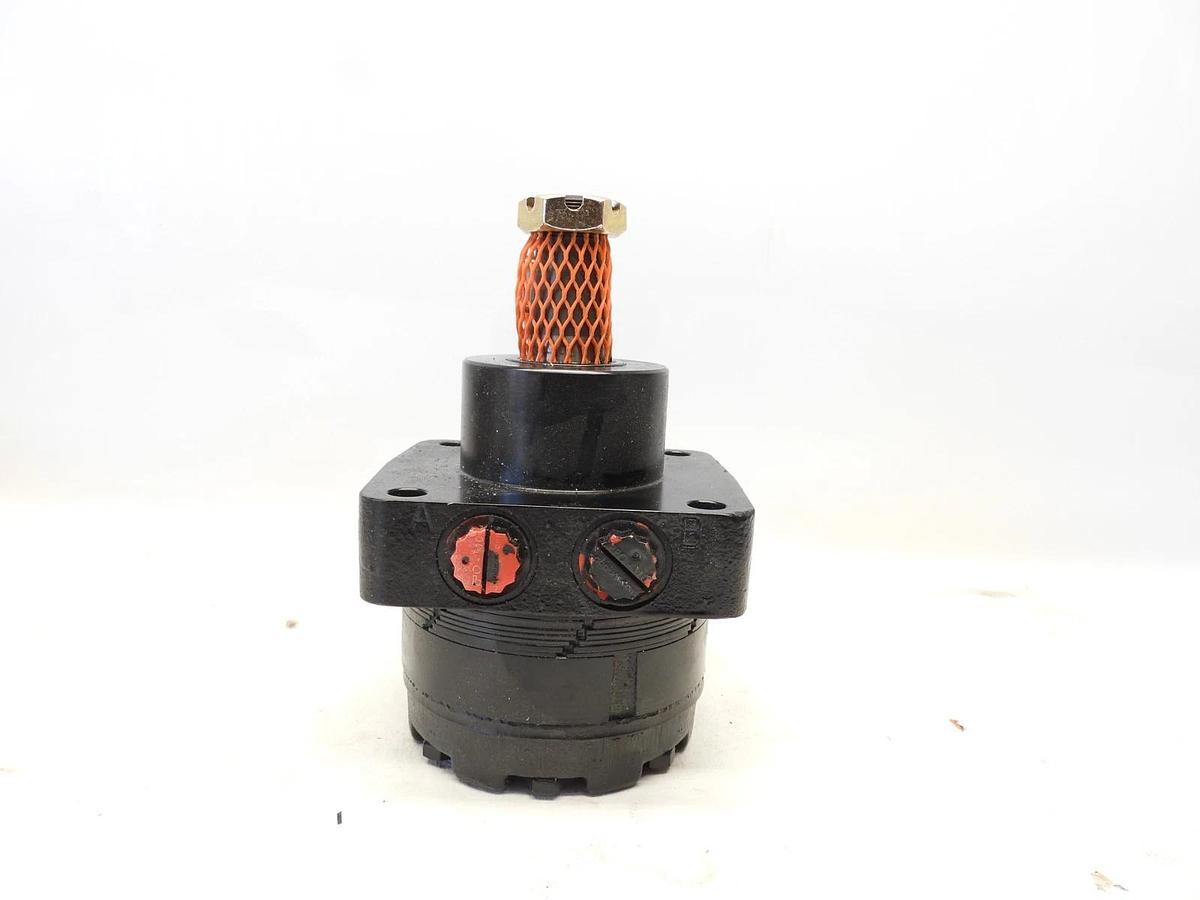 NEW SKYJACK ROLLER STATOR HYDRAULIC DRIVE MOTOR 194615AB 11226636 WHITE DANFOSS