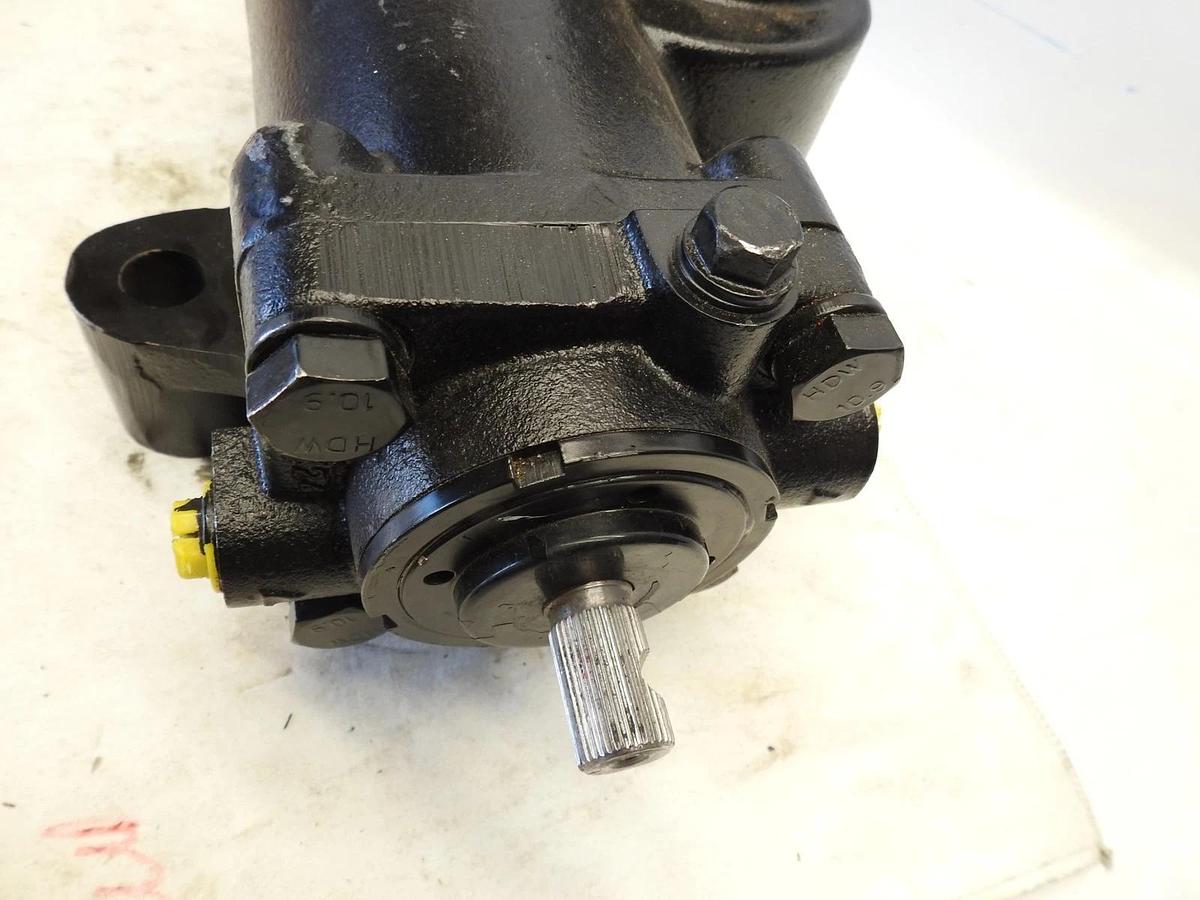 New Genuine GYS Power Steering Gear Box  211124  211123