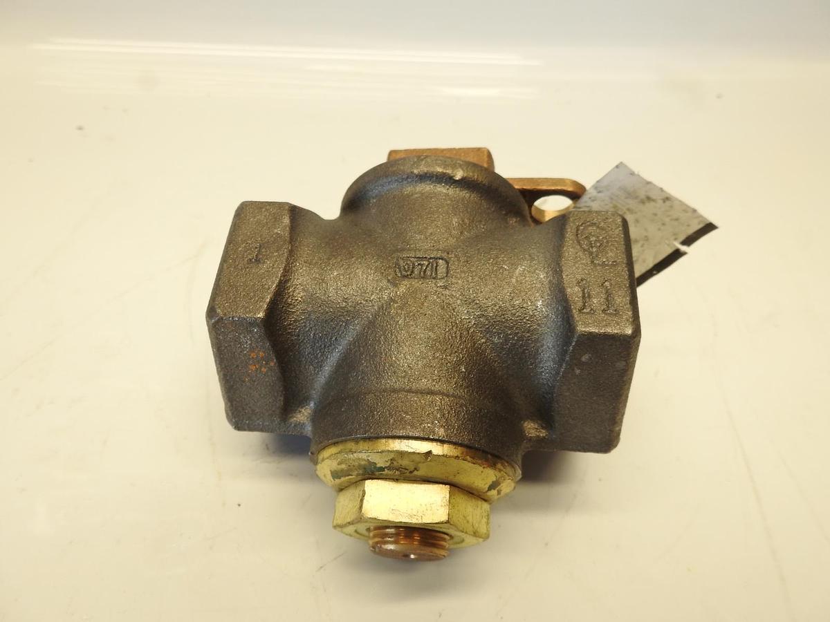 NEW MCDONALD 560B 1 1/4" FNPT x FNPT BLACK GAS VALVE