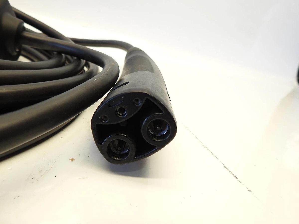 Tesla Model 3 Y S X Gen 2 Mobile Connector | 1101789-00-M | Genuine OEM | Black | Protective Function | ABS Plastic