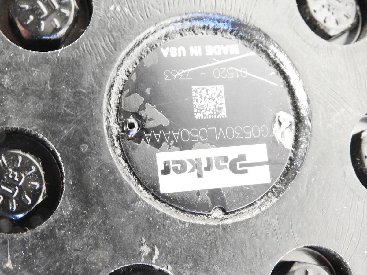 New Genuine Oem Parker TG0530VL050AAAA Hydraulic Motor TG SERIES 1 1/4" Keyed Sh
