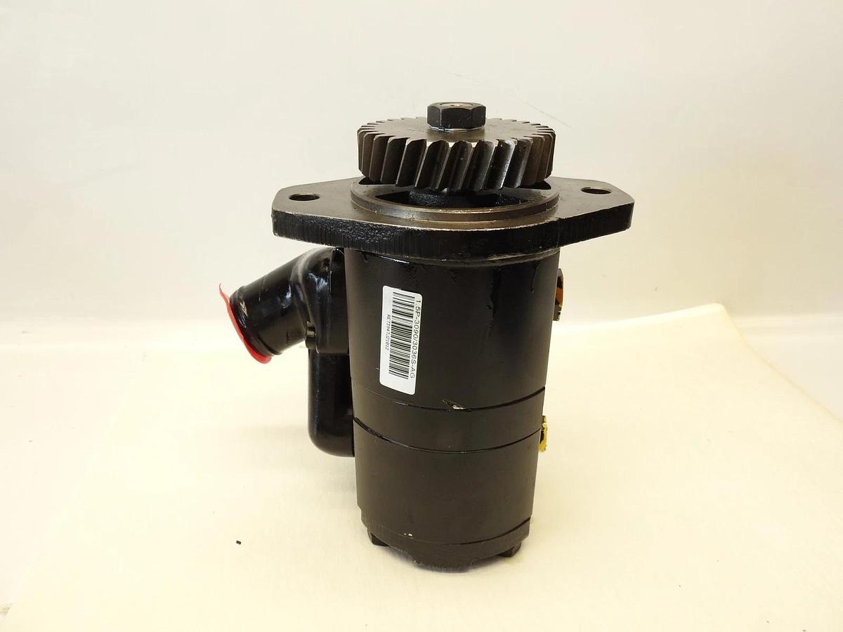 New Oem John Deere RE73947, Hydraulic Pump