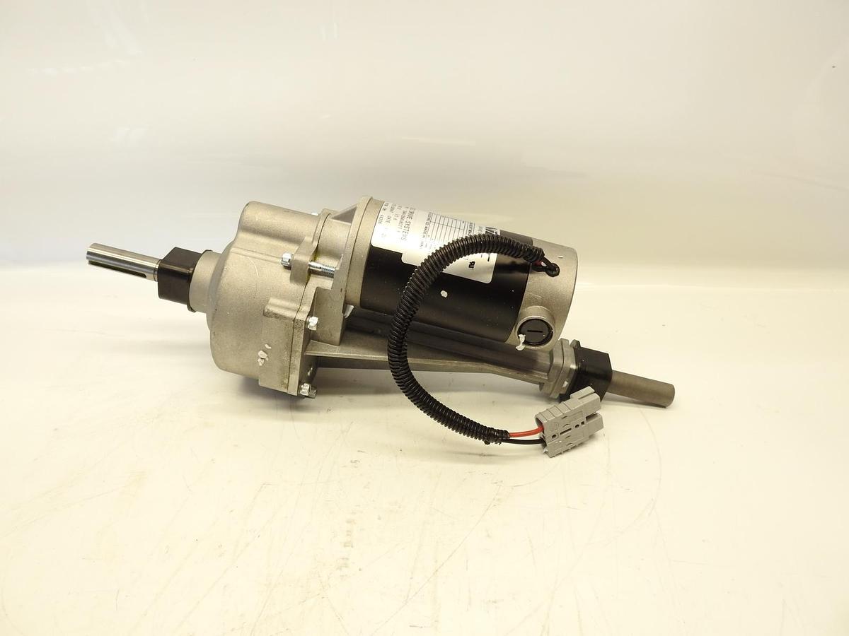 New Nidec Drive Systems SMD005 Transaxle 2435 RPM 36VDC  6 Amps .22HP  244126438