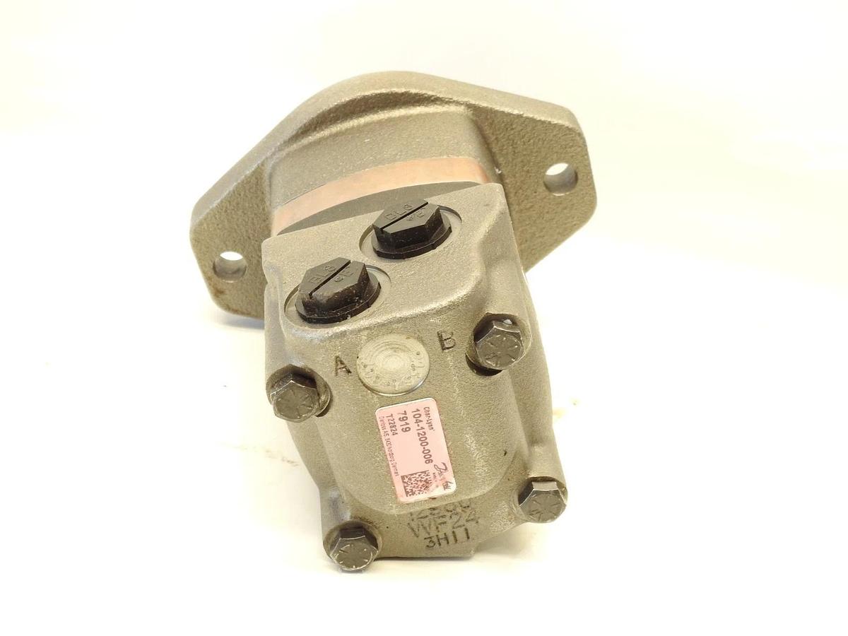 New Oem Danfoss Char-Lynn 104-1200-006 104 Series Hydraulic Motor