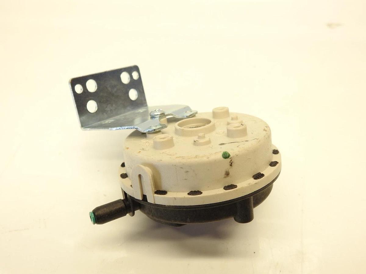 New Genuine A.O Smith 100187859 Blocked Outlet Switch 100085452 49001-4-0822
