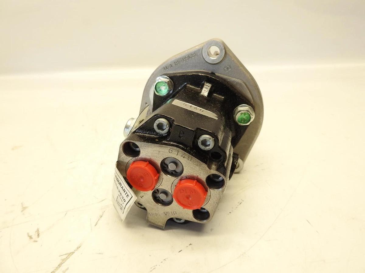 New Oem CNH Case New Holland #504066263 Fuel Pump