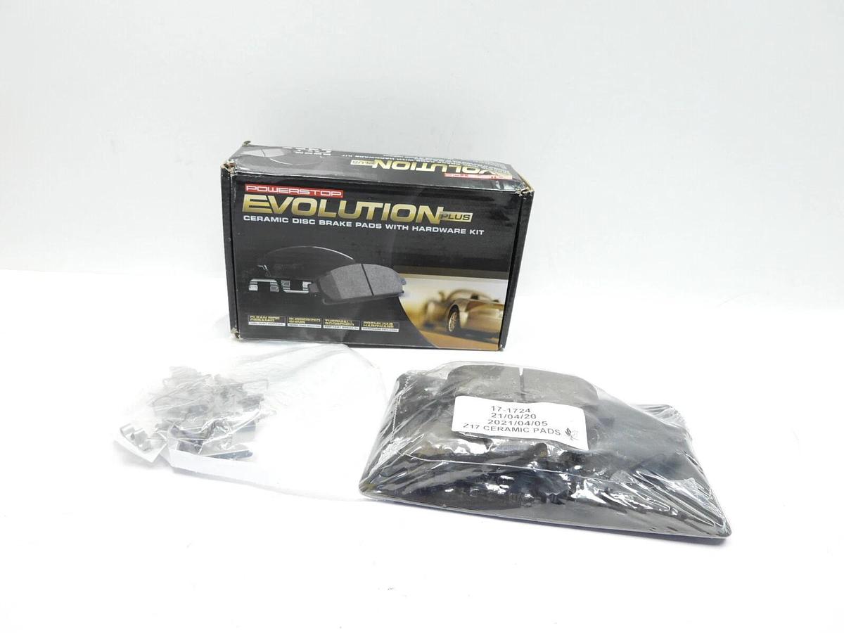 Disc Brake Pad Set-Rear Z17 Low-Dust Ceramic Brake Pads with Hardware Rear