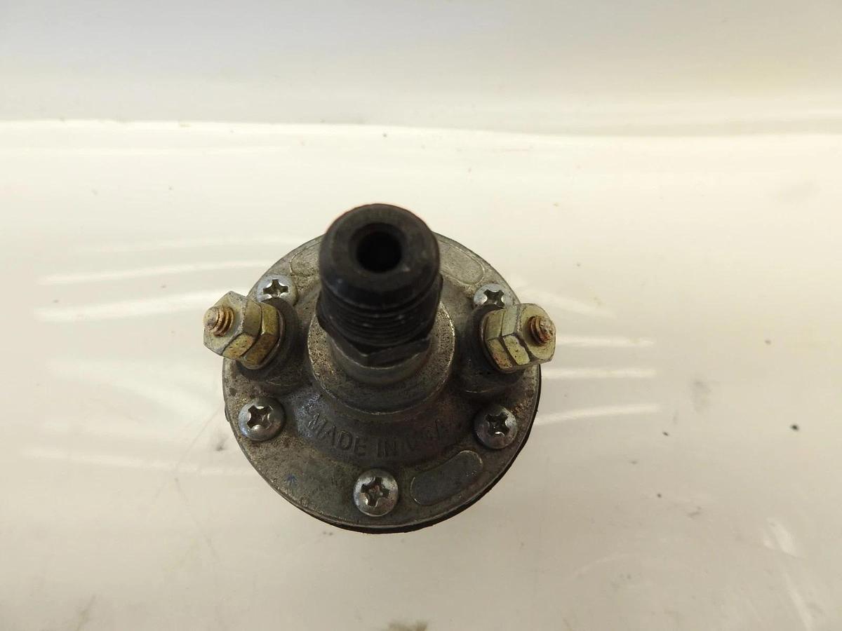 New Genuine Meritor RSL8000 Genuine Sealco Valve Switch