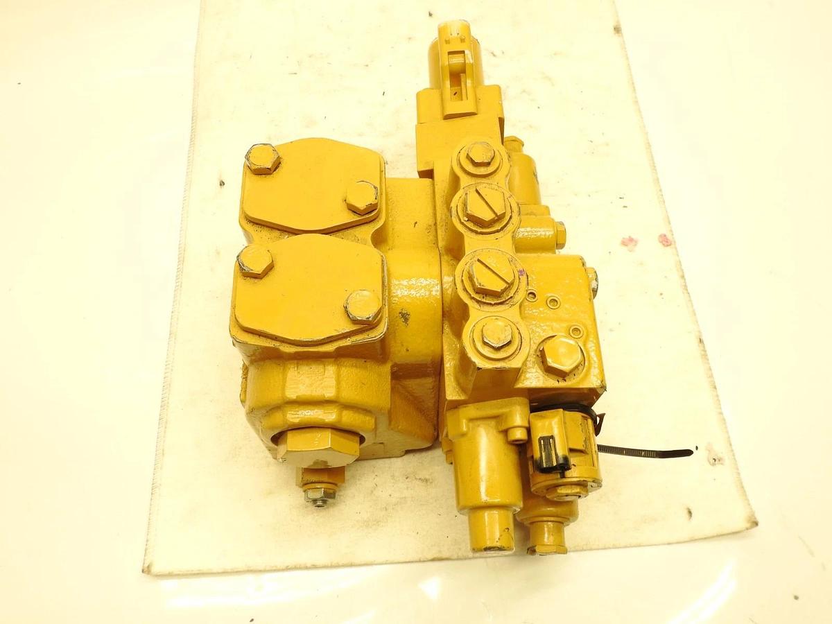 Oem Cat 425-8652 425-8653 Hydraulic Steering Valve Fits Wheel Skidder 545D 535D