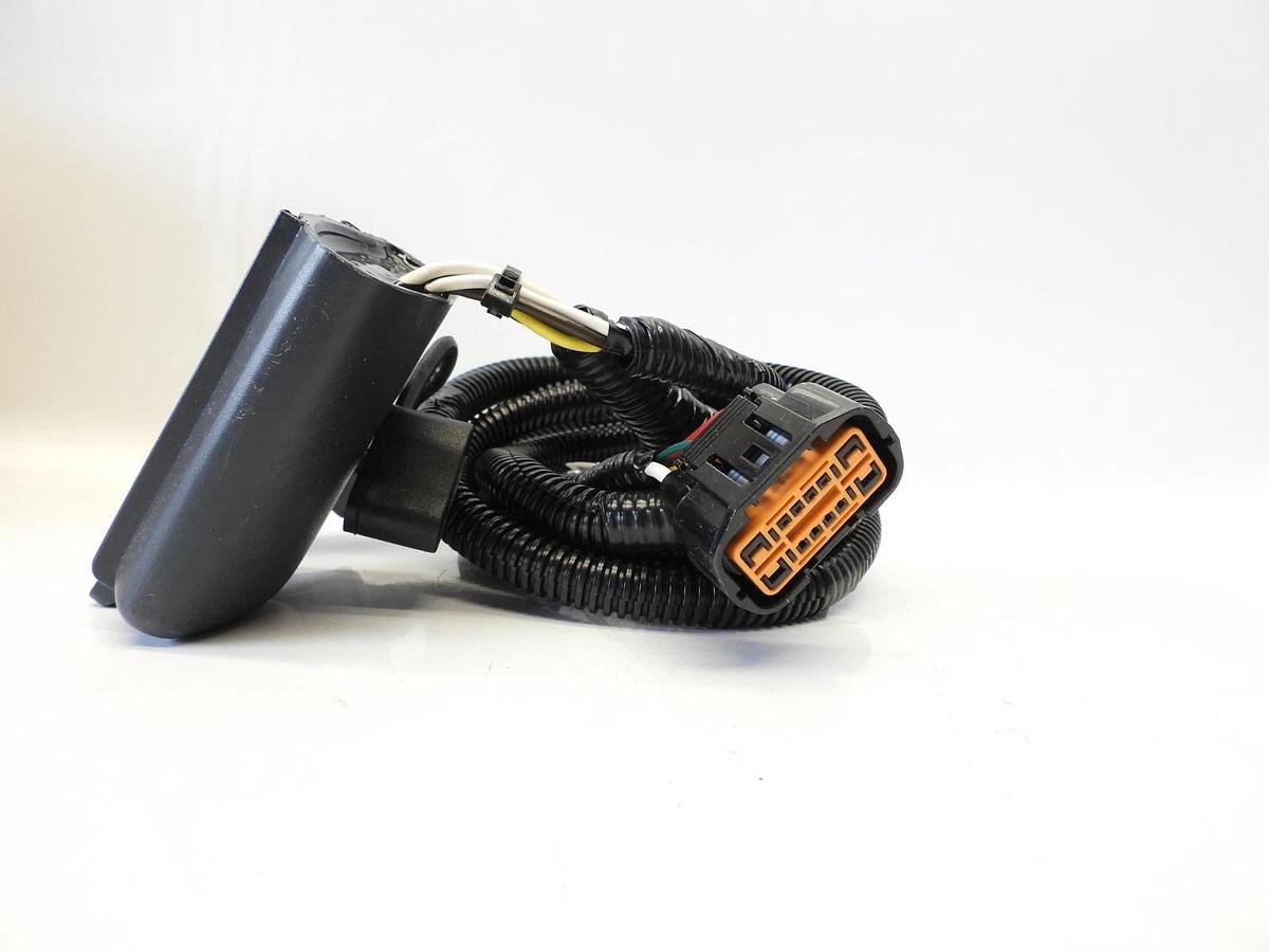 New Oem Hyundai N7H03 AP100 Tow Hitch Electrical Harness 4P, PNP, GI28 L396