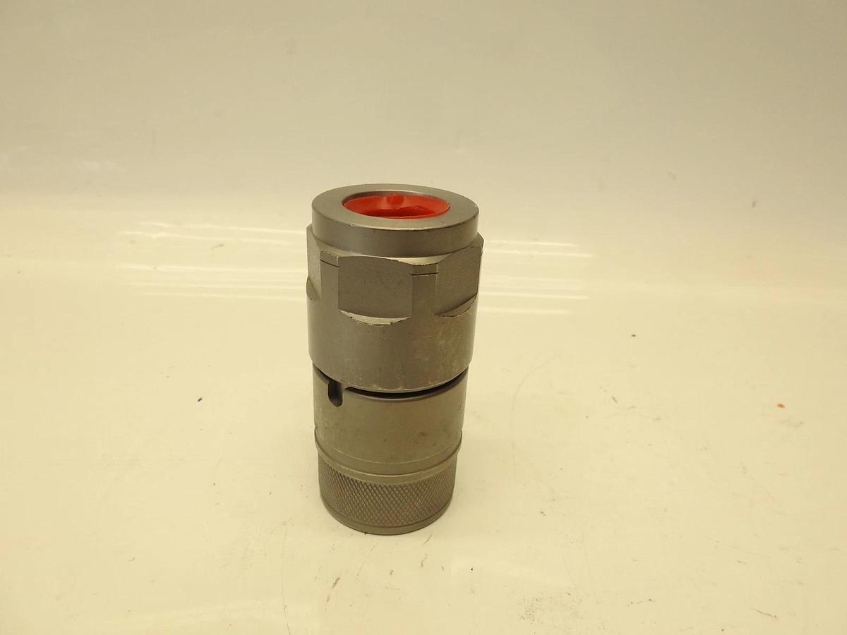 Holmbury HQ19-F-12S - 3/4" No Spill Coupler Female 3/4"