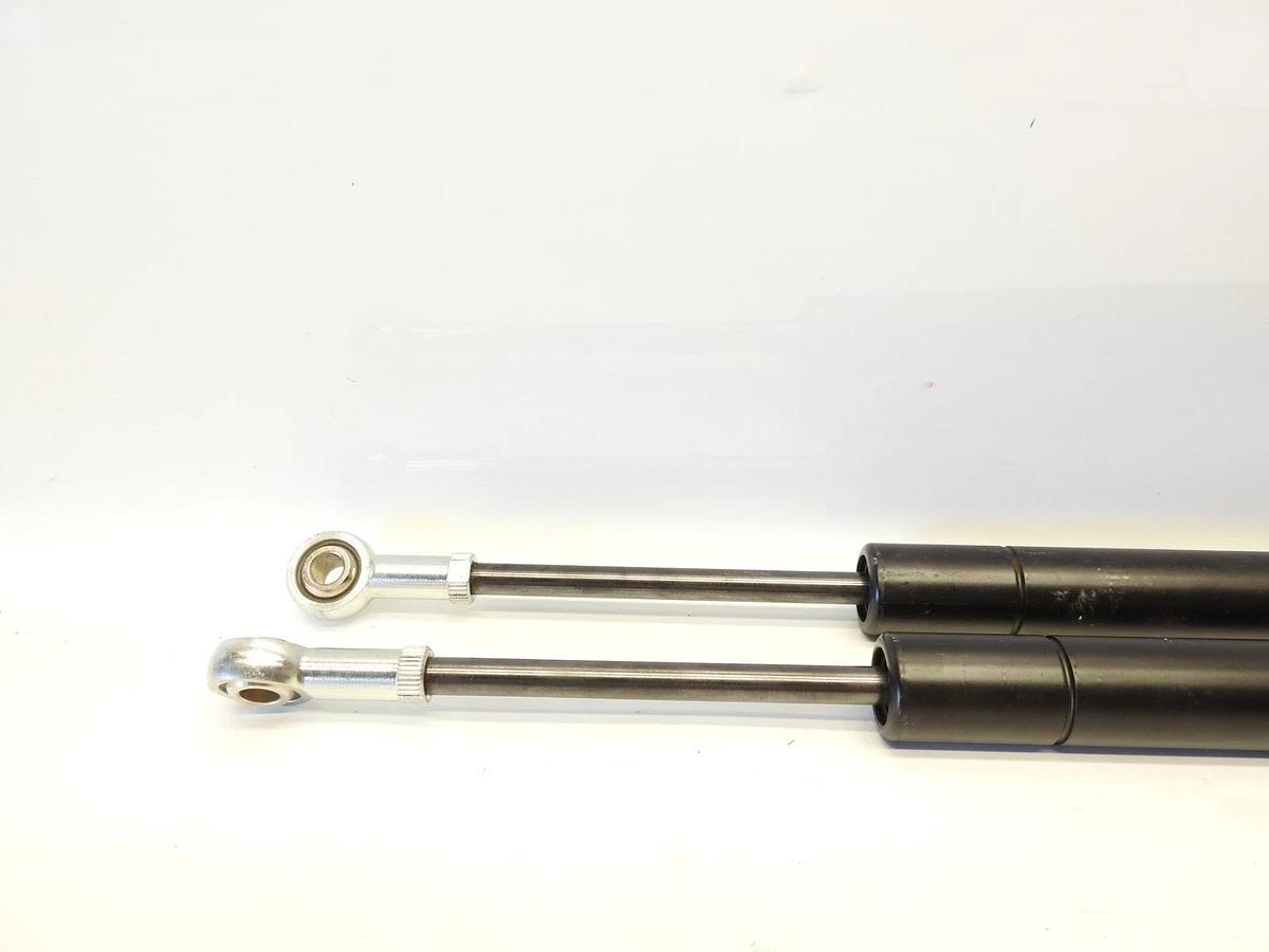 Lot Of 2 Oem John Deeere 084623 0320N AT562641 Gas Operated Cylinder AT455202