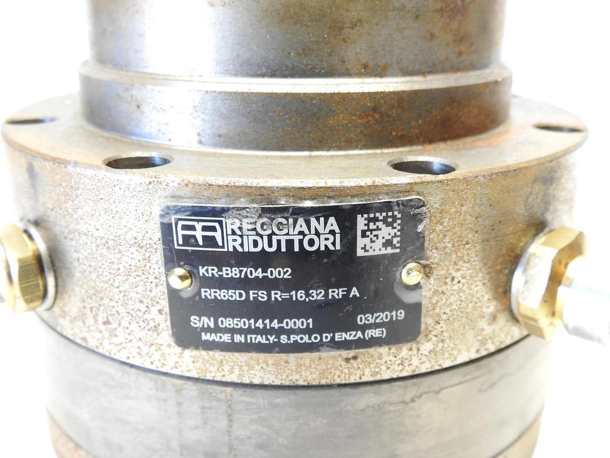 New Reggiana Riduttori KR-b8704-002 65 DFS Gear Reducer 3 Stage RT16.32:1