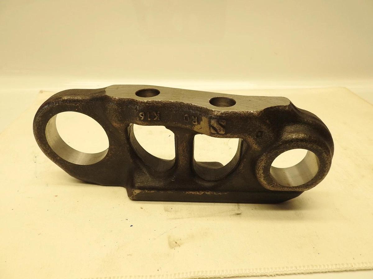 New Oem Komatsu 20Y-32-31130 link