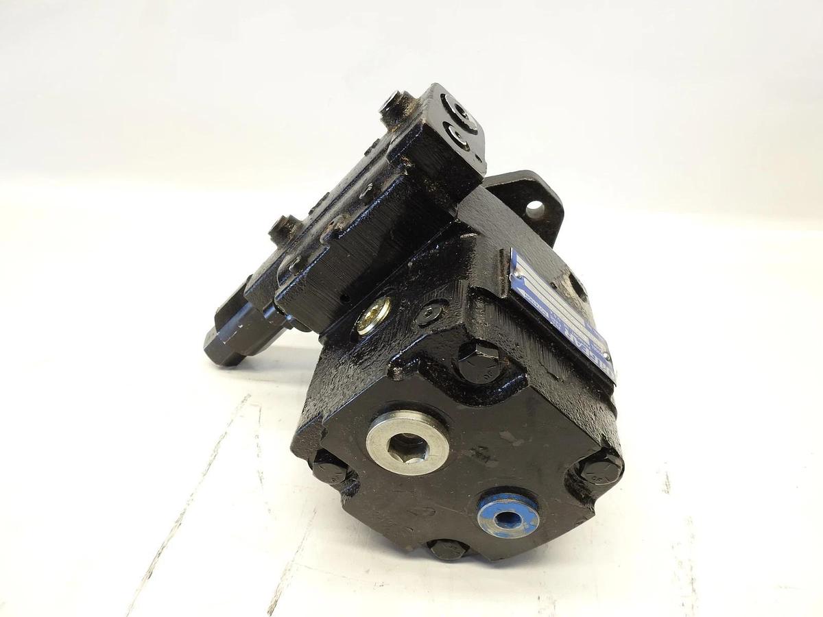 New OilGear PVWJ-011-A1UV-RSAY-P-1NN/H004NN Hydraulic Pump