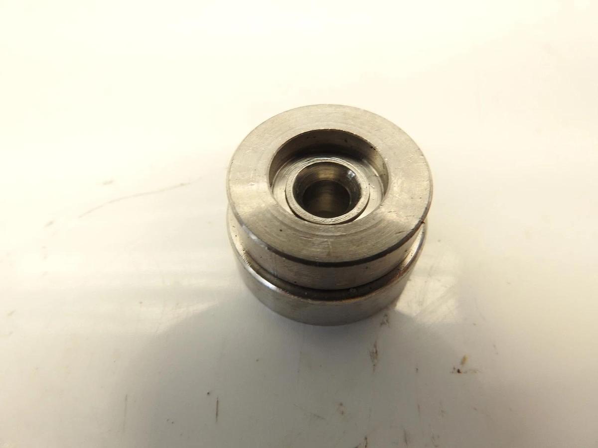 New Oem Alto-Shaam BG-24890 Bearing Roller