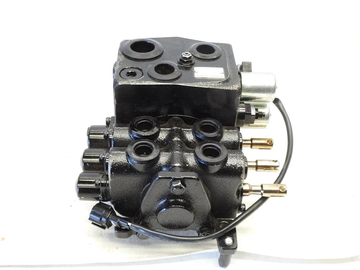 New Genuine Shimadzu Corporation MSV06A 5815-03Z 4T Manual Hydraulic Stack Valve