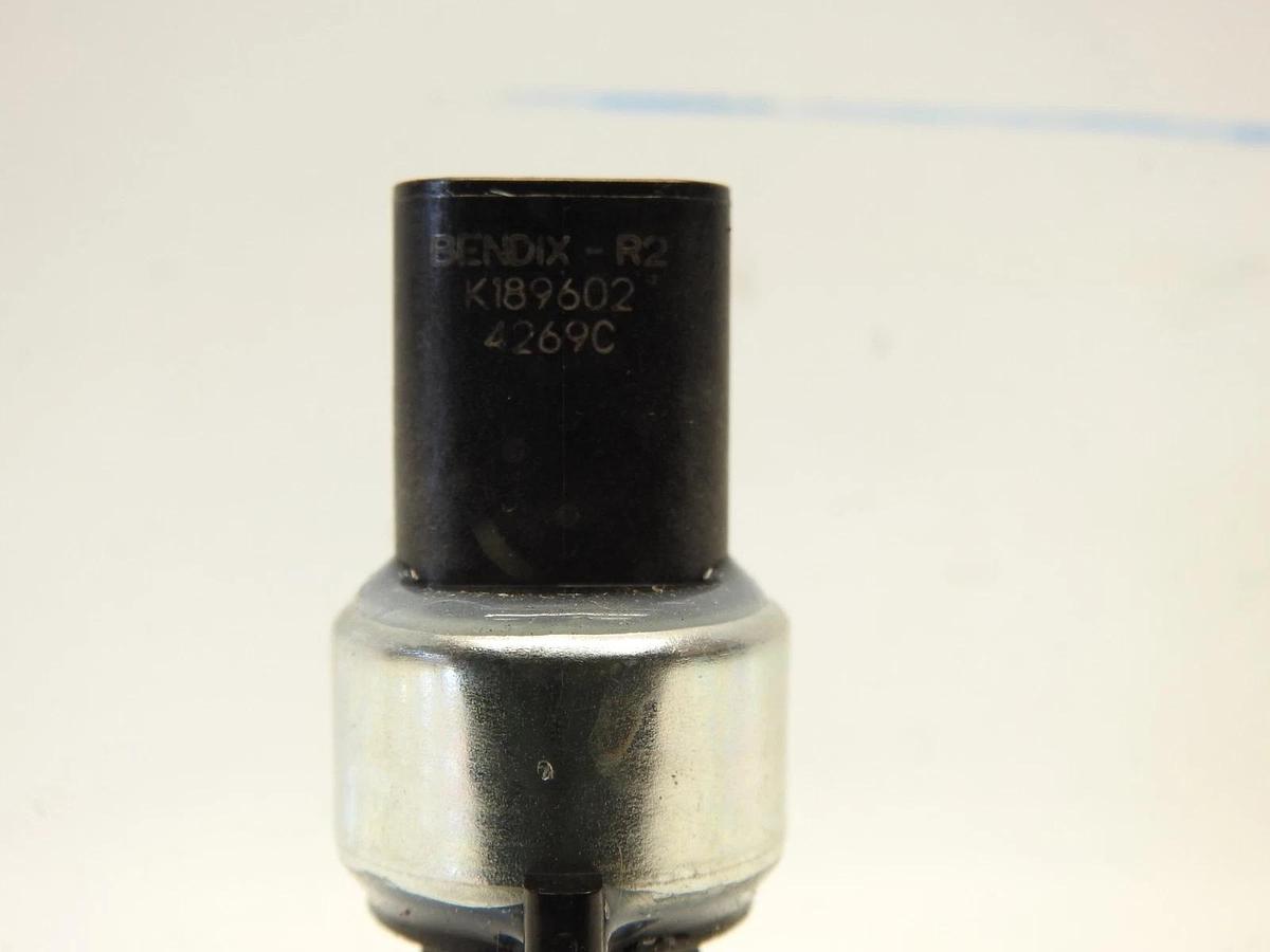 New Oem Bendix K129602 / K189602 Air Pressure Sensor 3-Pin w/ Flat Connector