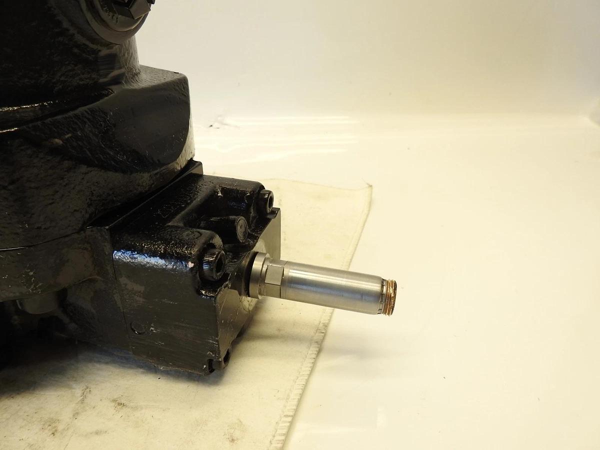 New Oem Bosch Rexroth A6VM Series Axial Piston Motor R902204937