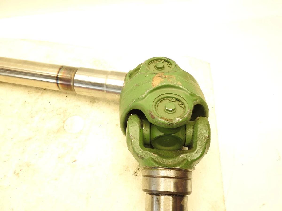 New Genuine Oem John Deere RE250838 Universal Joint with Shaft